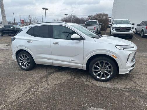 2025 Buick Encore GX Avenir