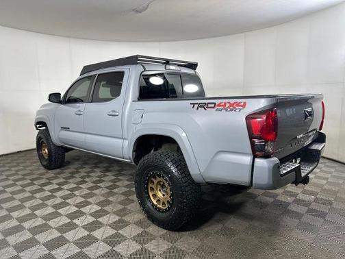 2018 Toyota Tacoma TRD Sport