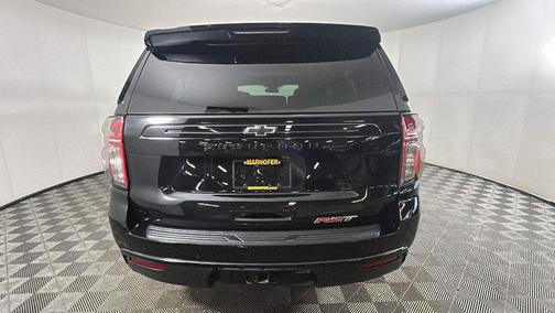 Black 2024 Chevrolet Suburban RST