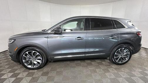 Gray Metallic 2022 Lincoln Nautilus Reserve