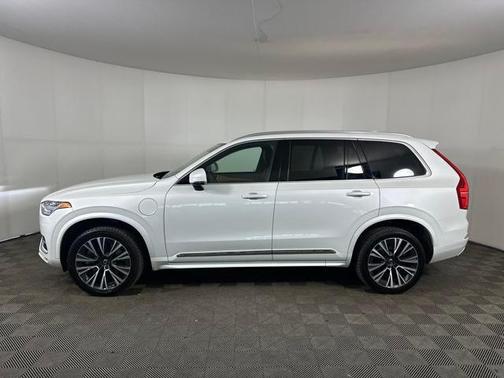 2021 Volvo XC90 Recharge Plug-In Hybrid T8 Inscription Expression 6 Passenger