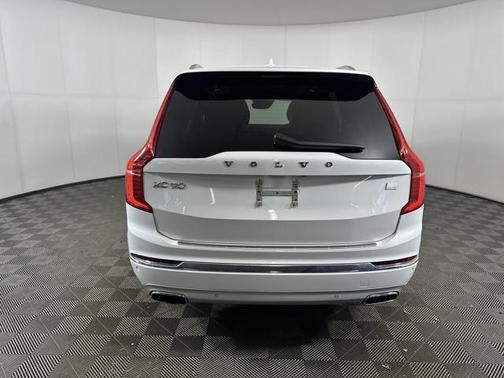2021 Volvo XC90 Recharge Plug-In Hybrid T8 Inscription Expression 6 Passenger