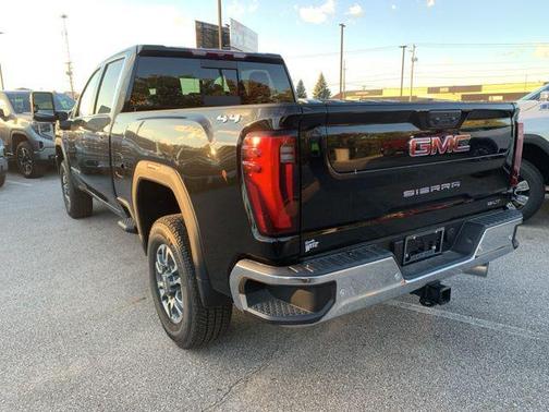 2025 GMC Sierra 2500 SLT