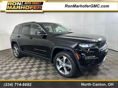 Diamond Black Crystal Pearlcoat 2023 Jeep Grand Cherokee 4xe Base