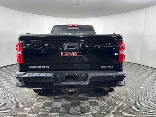2016 GMC Sierra 2500 Denali