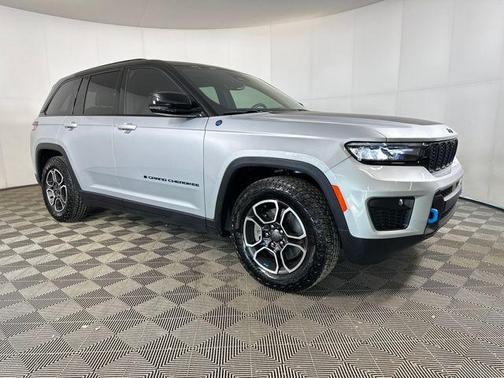 2022 Jeep Grand Cherokee 4xe Trailhawk