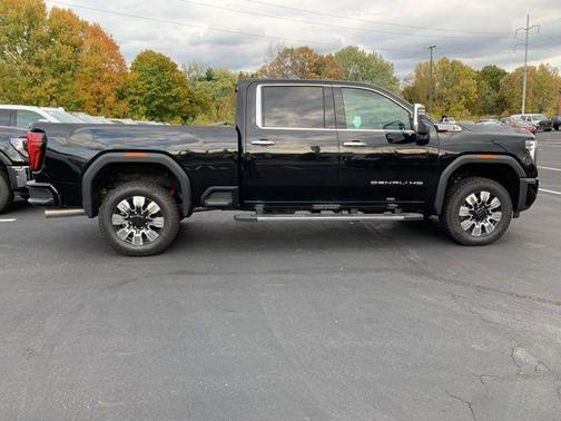 2025 GMC Sierra 2500 Denali