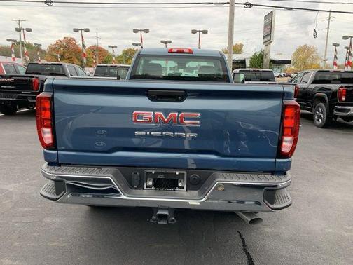 2025 GMC Sierra 2500 Base