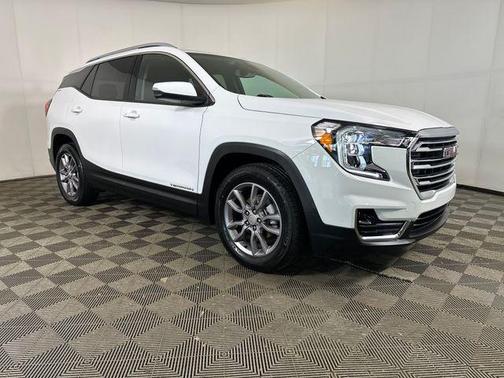 Summit White 2023 GMC Terrain SLT