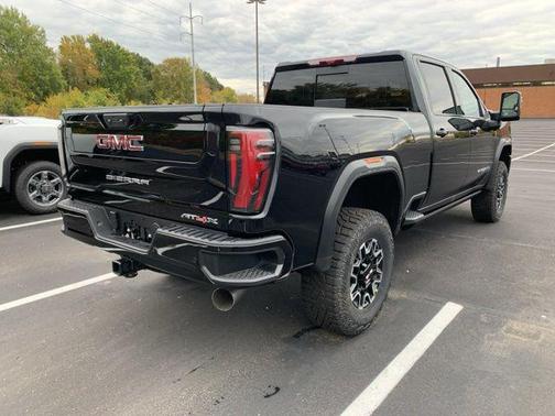 2026 GMC Sierra 2500 AT4