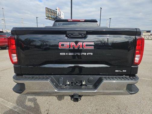 Onyx Black 2026 GMC Sierra 1500 SLE