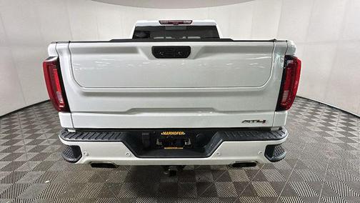 Summit White 2022 GMC Sierra 1500 AT4