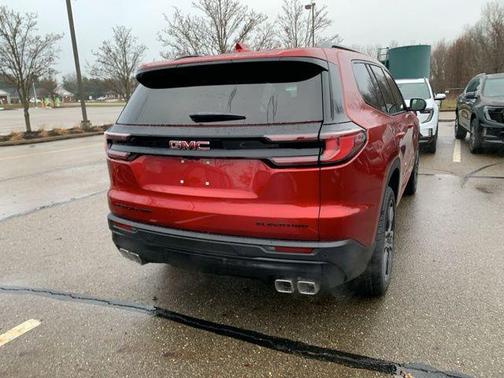 2026 GMC Acadia Elevation AWD