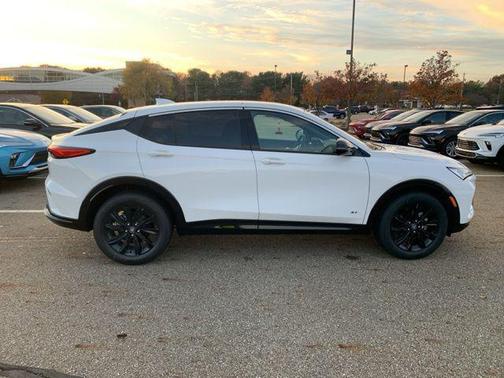 2026 Buick Envista Sport Touring FWD