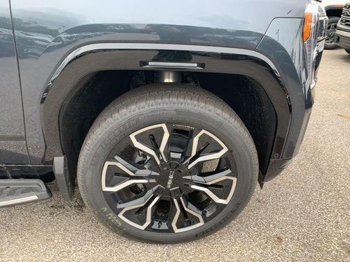 2025 GMC Sierra EV Extended Range Denali