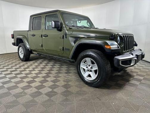 2022 Jeep Gladiator Sport S