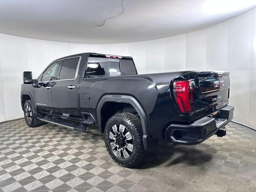 2024 GMC Sierra 2500 Denali