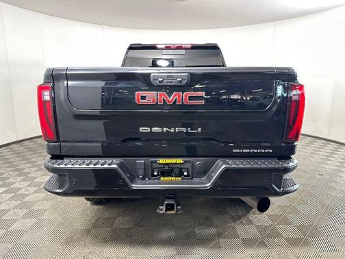 2024 GMC Sierra 2500 Denali