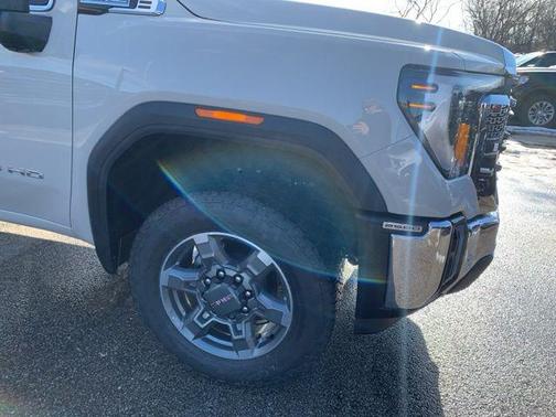 2026 GMC Sierra 2500 SLE