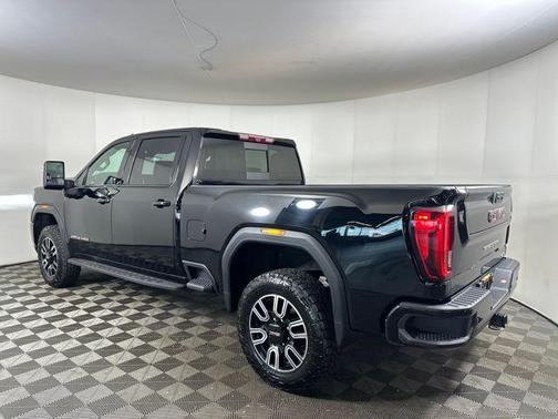 2022 GMC Sierra 2500 AT4