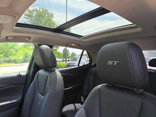 Summit White 2026 Buick Encore GX Sport Touring