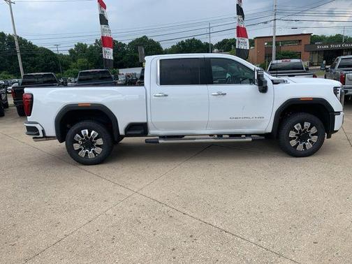 2025 GMC Sierra 2500 Denali