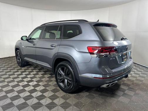 2021 Volkswagen Atlas 3.6L SE w/Technology