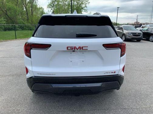 2026 GMC Terrain AWD AT4