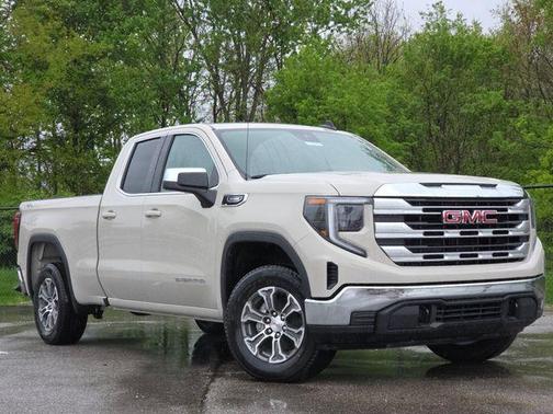Coastal Dune 2026 GMC Sierra 1500 SLE