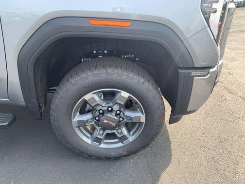 2026 GMC Sierra 2500 SLT