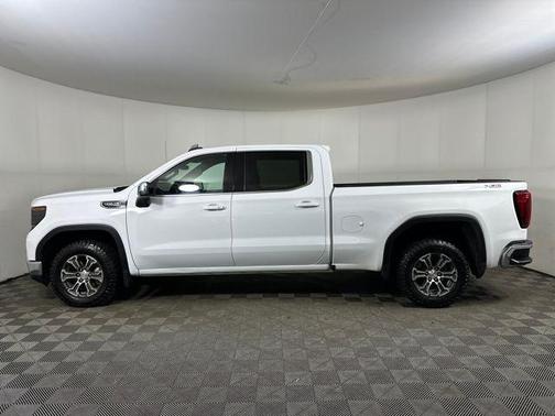 2024 GMC Sierra 1500 SLE