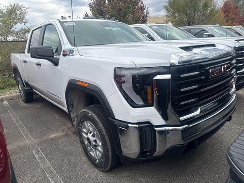 2026 GMC Sierra 2500 Base