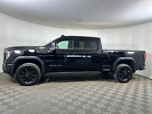 2024 GMC Sierra 2500 AT4
