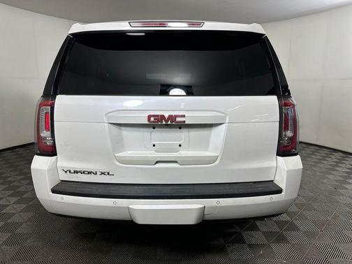 2016 GMC Yukon XL SLT
