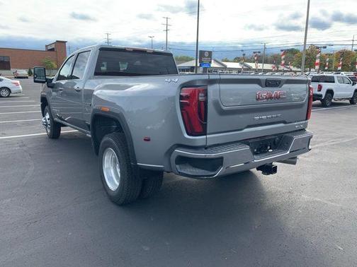 2026 GMC Sierra 3500 SLE