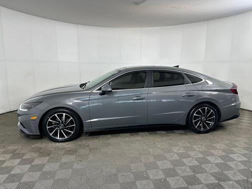 2021 Hyundai SONATA Limited