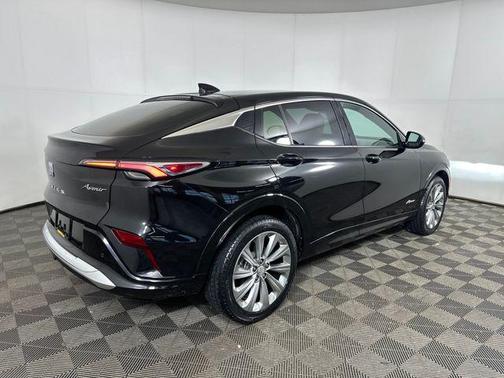 2024 Buick Envista Avenir FWD