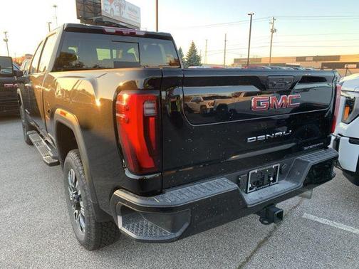 2025 GMC Sierra 2500 Denali
