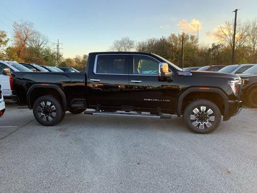 2025 GMC Sierra 2500 Denali
