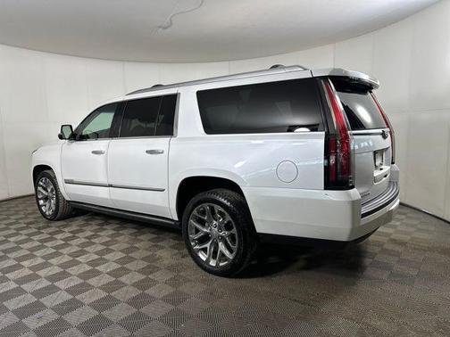 Crystal White Tricoat 2016 Cadillac Escalade ESV Premium