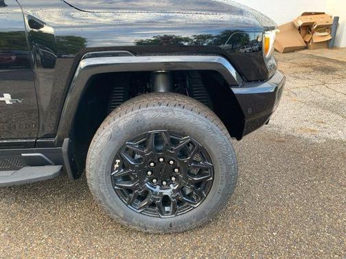 2026 GMC HUMMER EV SUV 2X