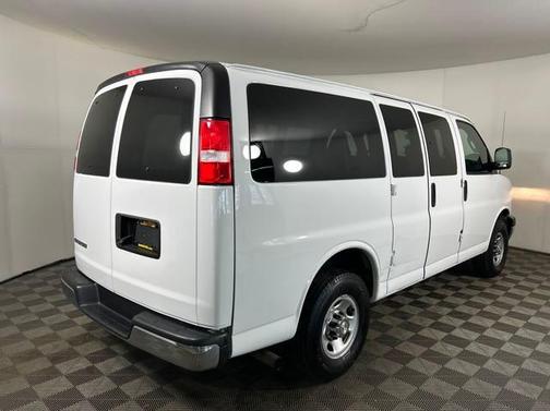 2020 Chevrolet Express 2500 RWD 2500 Regular Wheelbase LT