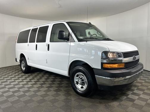 2020 Chevrolet Express 2500 RWD 2500 Regular Wheelbase LT