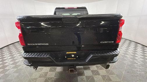 Mosaic Black Metallic 2021 Chevrolet Silverado 2500 Custom