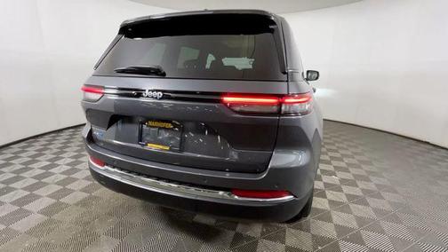 Baltic Gray Metallic Clearcoat 2024 Jeep Grand Cherokee 4xe Base