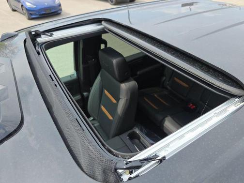 Onyx Black 2026 GMC Sierra 2500 AT4