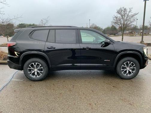 2026 GMC Acadia AT4 AWD