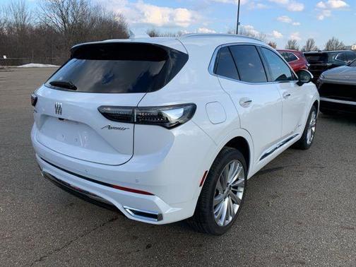 Iridescent White Tricoat 2026 Buick Envision Avenir AWD