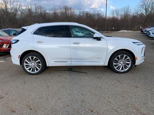 Iridescent White Tricoat 2026 Buick Envision Avenir AWD