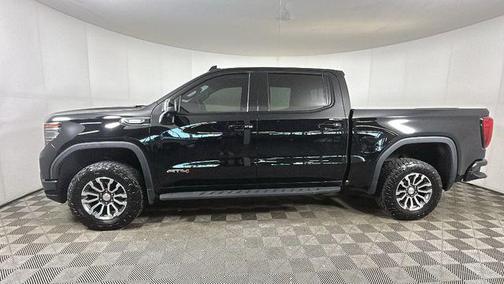 Onyx Black 2022 GMC Sierra 1500 AT4